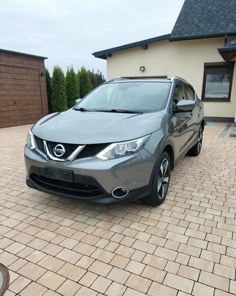Nissan Qashqai cena 57000 przebieg: 170000, rok produkcji 2015 z Częstochowa małe 46